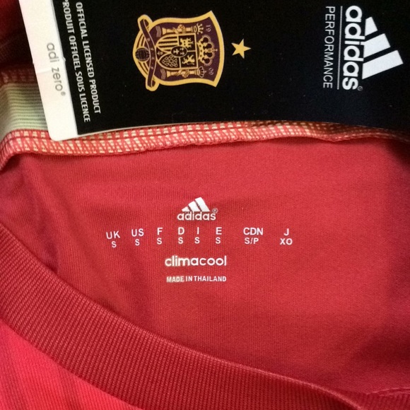 Spain Home Jersey - OPEN TO OFFERS!😊💵💵💵 - Picture 6 of 6